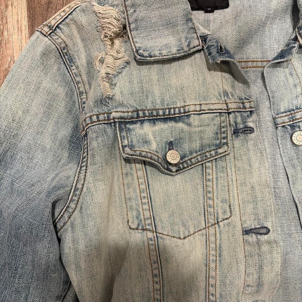 Rails Knox Denim Jacket In Medium Vintage Wash - Picture 2 of 5